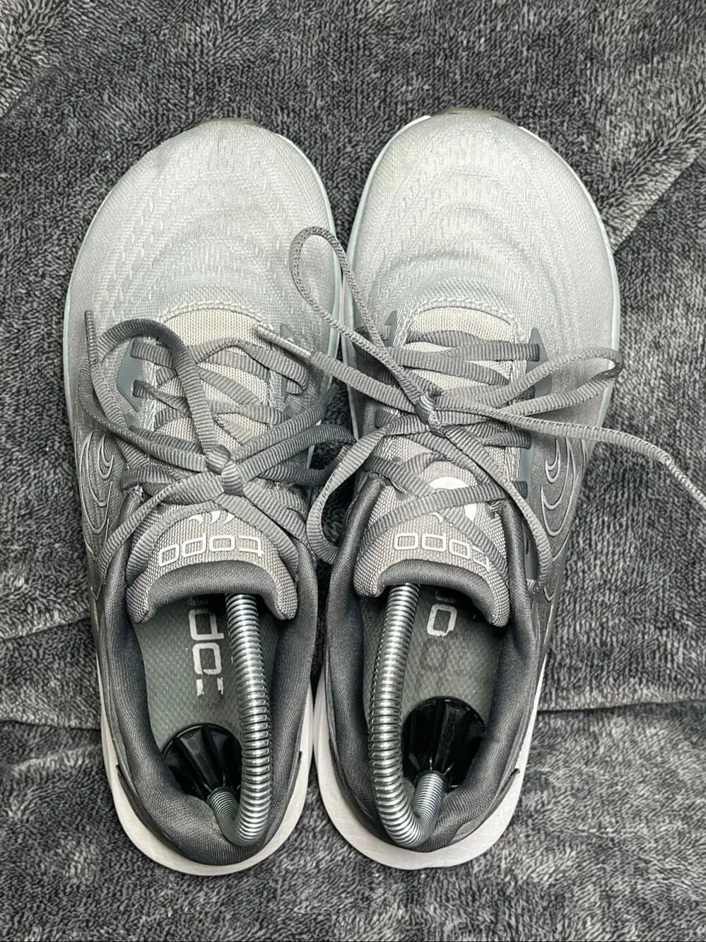 Topo Athletic Phantom 4 Women's 7.5 Wide Grey Running Shoes 5mm Drop W-Phantom 4